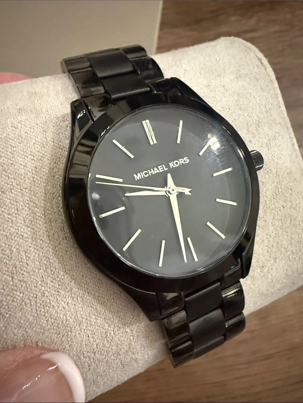 Michael Kors Slim Runway Black Bracelet Watch with Minimal Dial Working unisex
